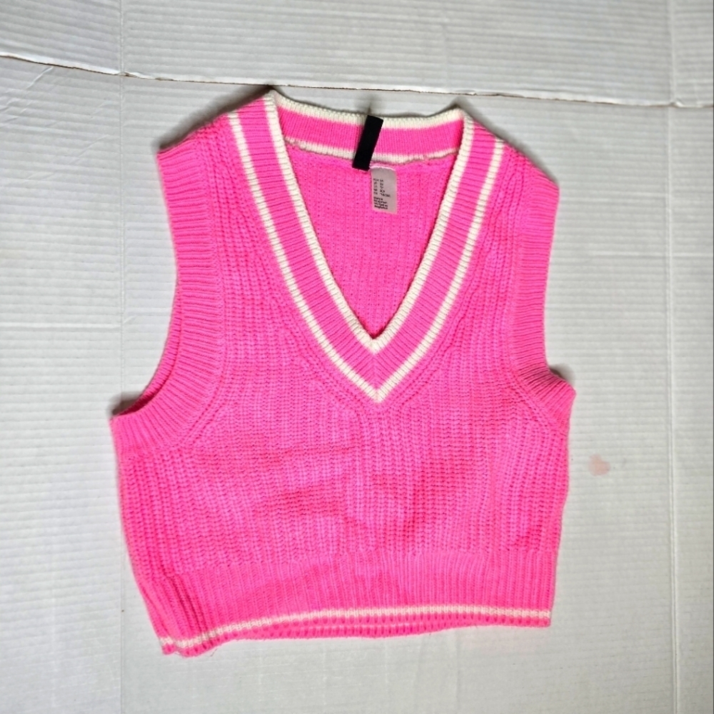 Divided Knit Sweater Vest